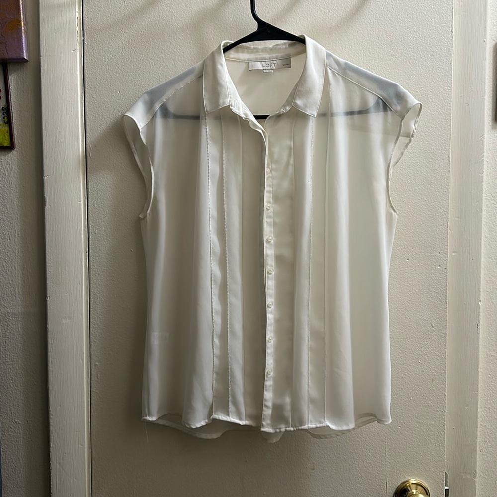 Ann Taylor Loft sheer sleeveless button up top